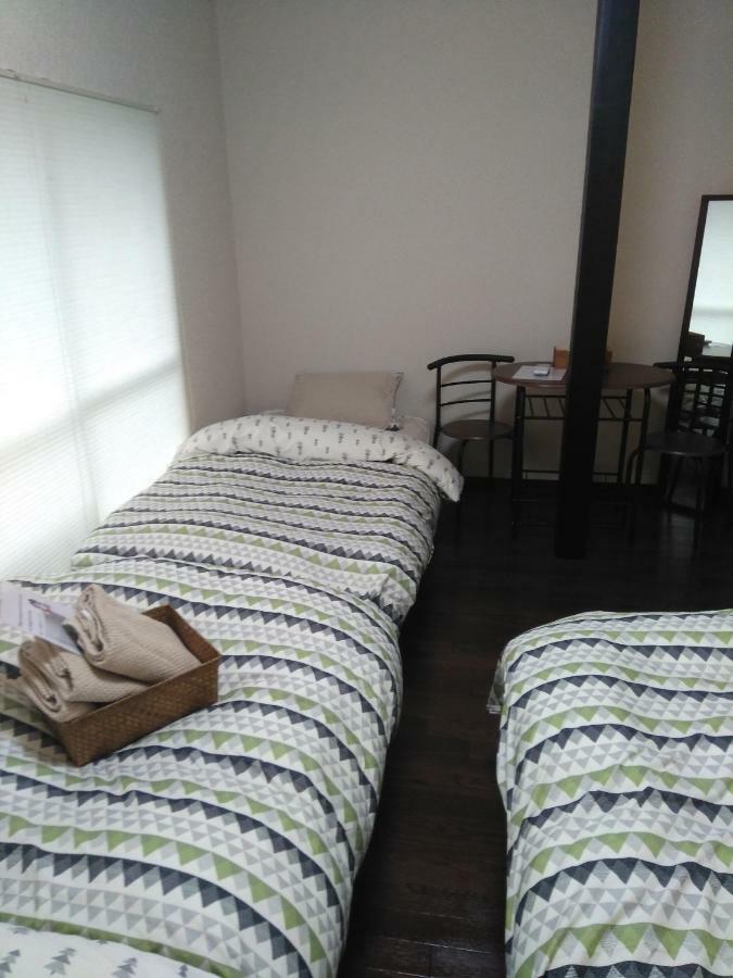 Готель Miroku Share House Mimiharacho Екстер'єр фото