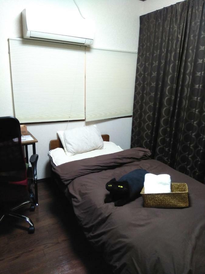 Готель Miroku Share House Mimiharacho Екстер'єр фото